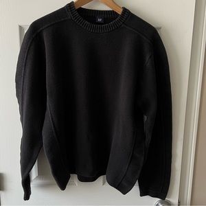 Gap men’s crew neck sweater